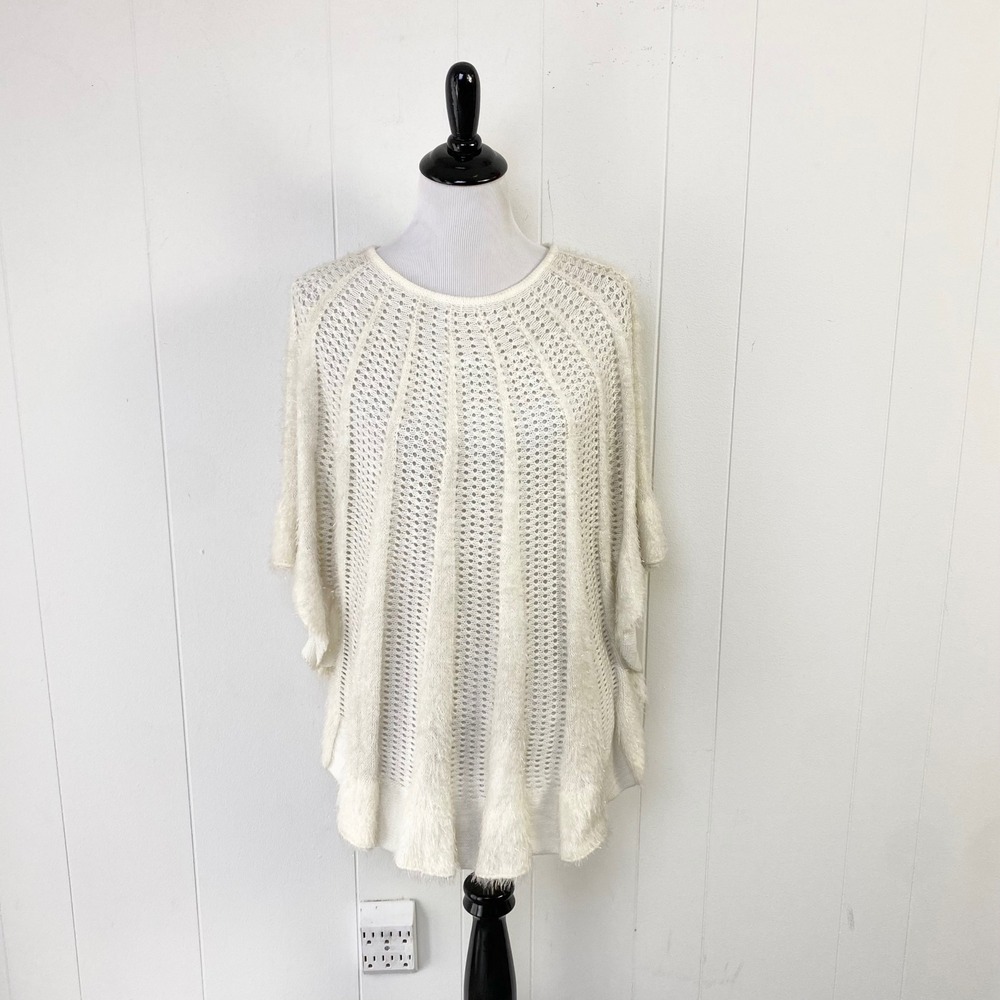 Lauren Michelle Ivory Eyelash Knit Sparkle Metallic Poncho Sweater Size Small
